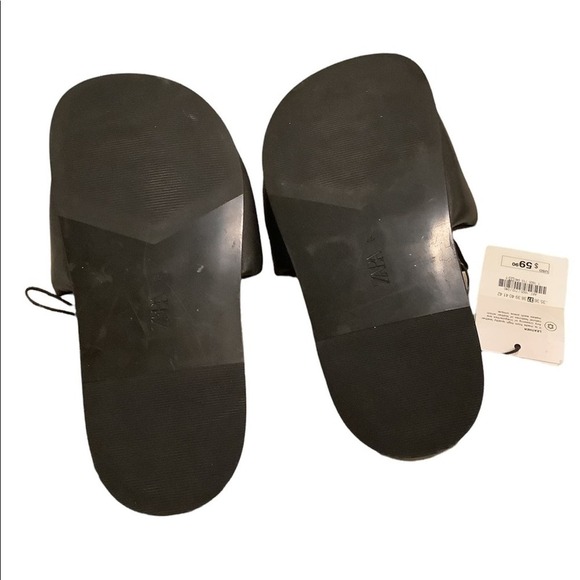 NWT Zara Black Padded Leather Flats SIZE 6.5 - Picture 2 of 2